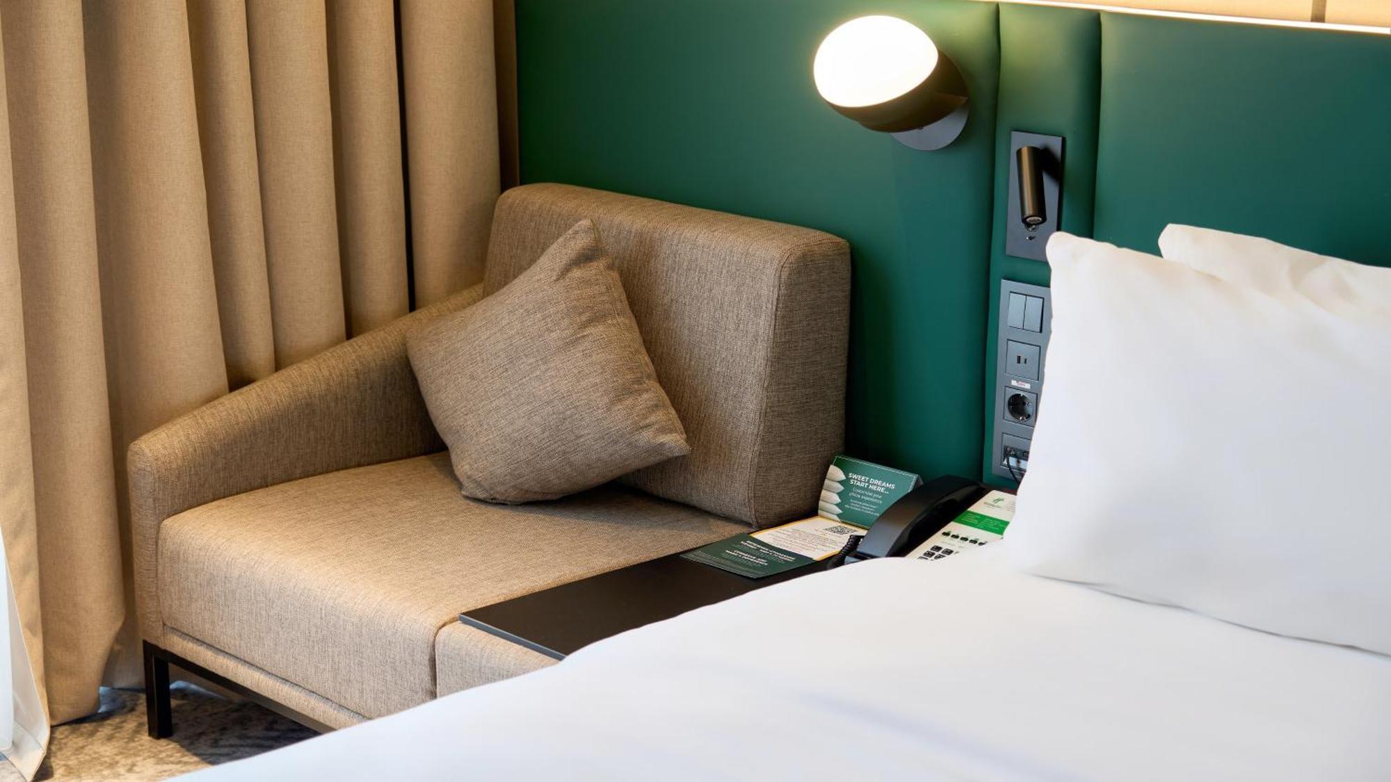 Holiday Inn Tashkent City By Ihg מראה חיצוני תמונה