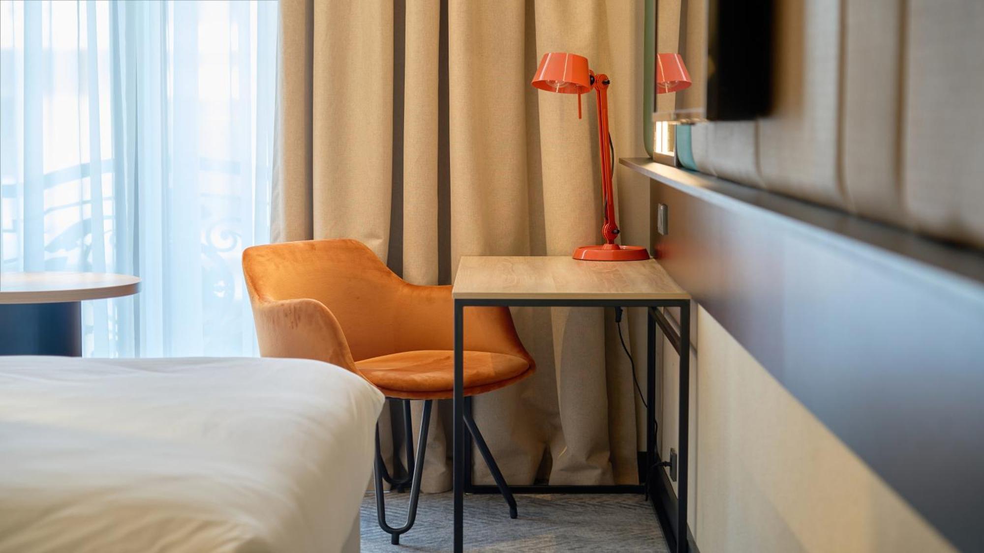 Holiday Inn Tashkent City By Ihg מראה חיצוני תמונה